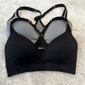 Jockey Black and Gray Seamless Bras